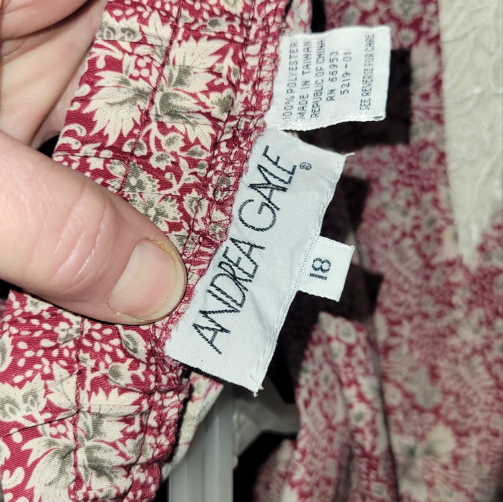 Andrea Gayle Skirt Suit Size 18 - Picture 5 of 10